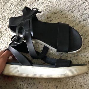 MIA SANDALS